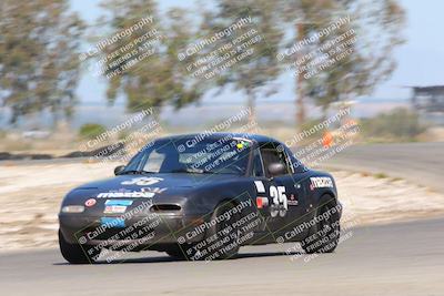 media/May-01-2022-CalClub SCCA (Sun) [[03a481c204]]/Group 5/Qualifying (I5)/